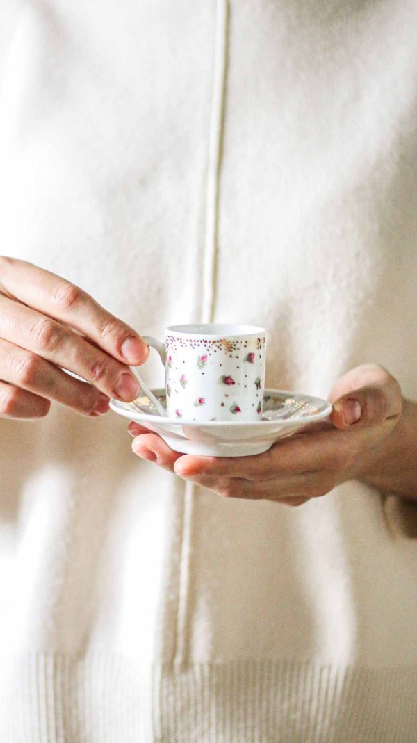 Conjunto taza con plato y lechera