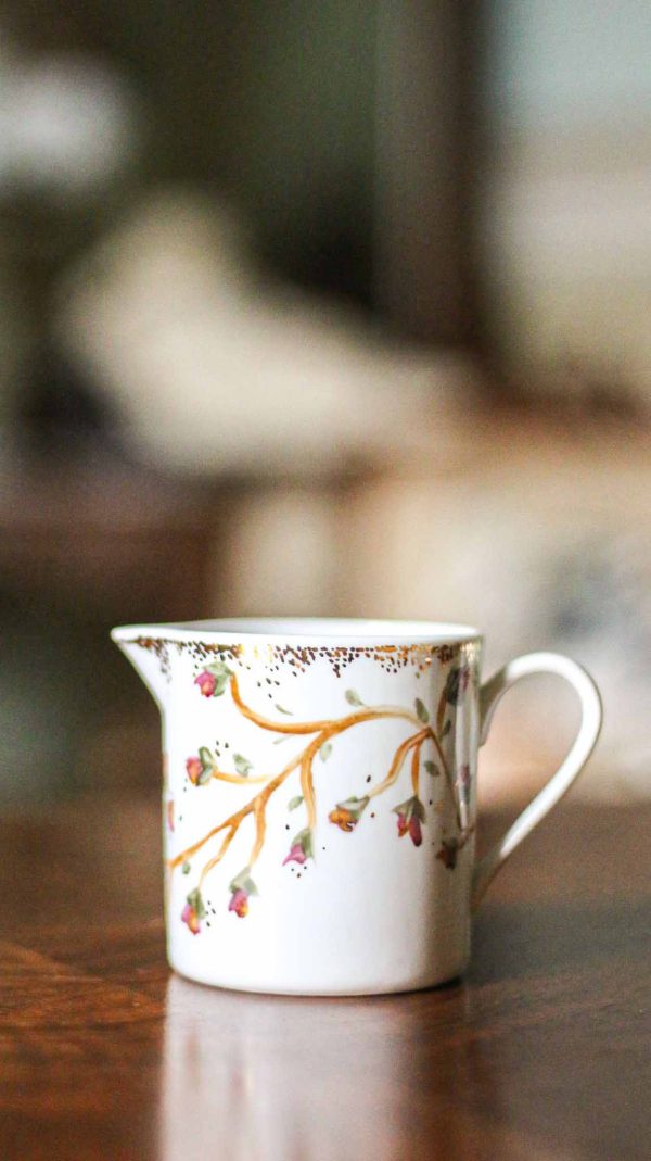 Conjunto taza con plato y lechera